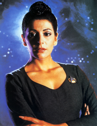 Illustration for article titled 10 Things You Probably Didn't Know About Star Trek: The Next Generation